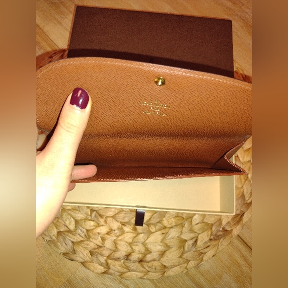 Louis Vuitton long wallet - Picture 8 of 9